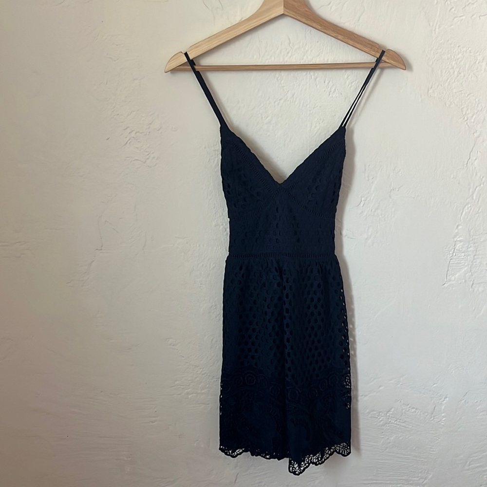 NWOT Abercrombie and Fitch Navy Lace Dress - XS